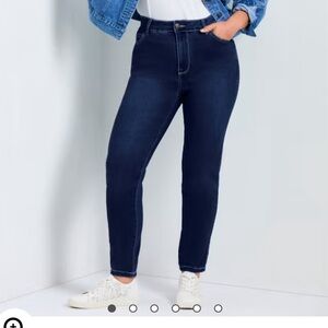 Avenue skinny jeans size 18A